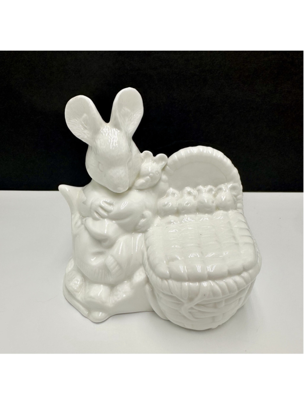 Beatrix Potter Hunca Munca Mother Mouse White Figurine 5.5 Inch Schmid 1987